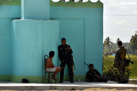 Filipinler'de 40 yıllık savaş sona erdi! galerisi resim 1