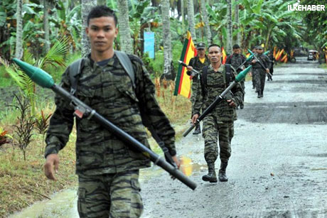 Filipinler'de 40 yıllık savaş sona erdi! galerisi resim 19