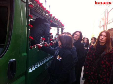 Yüzbinler Sakine, Fidan ve Leyla’yı uğurladı galerisi resim 3