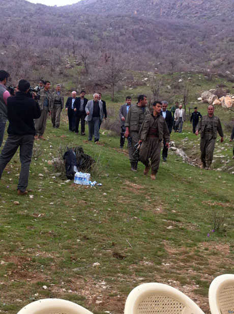 PKK, kamu görevlisi ve askerleri serbest bıraktı galerisi resim 25