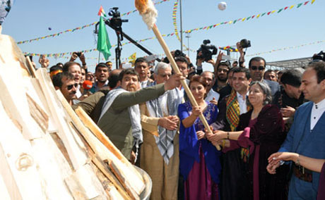 Tarihi 2013 Newroz'undan kareler galerisi resim 66