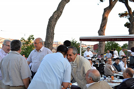 Nûbihar’ın iftar yemeğine büyük ilgi galerisi resim 14