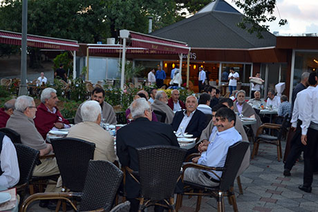 Nûbihar’ın iftar yemeğine büyük ilgi galerisi resim 19