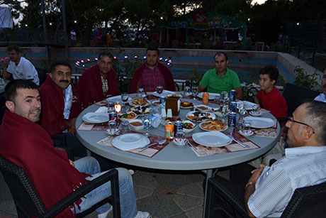 Nûbihar’ın iftar yemeğine büyük ilgi galerisi resim 40