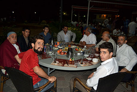 Nûbihar’ın iftar yemeğine büyük ilgi galerisi resim 46