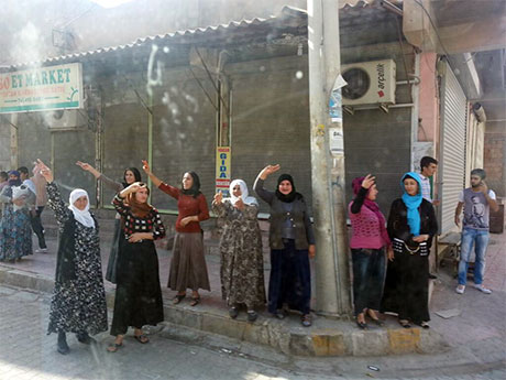 Nusaybin'de-Rojava'da duvar protesto edildi galerisi resim 14