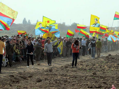 Nusaybin'de-Rojava'da duvar protesto edildi galerisi resim 38