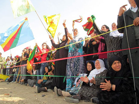 Nusaybin'de-Rojava'da duvar protesto edildi galerisi resim 47