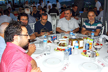 Nûbihar’ın iftar yemeğine büyük ilgi galerisi resim 30