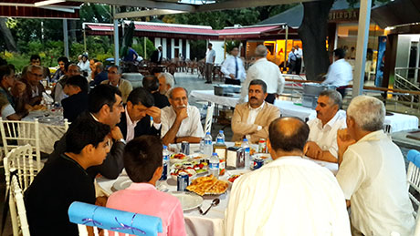 Nûbihar’ın iftar yemeğine büyük ilgi galerisi resim 40