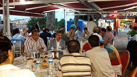 Nûbihar’ın iftar yemeğine büyük ilgi galerisi resim 43