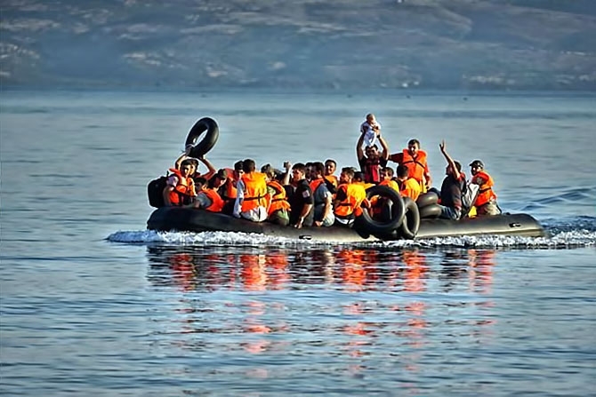 Fotoğraflarla hedefe ulaşan sığınmacıların sevinci galerisi resim 1