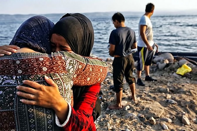 Fotoğraflarla hedefe ulaşan sığınmacıların sevinci galerisi resim 4