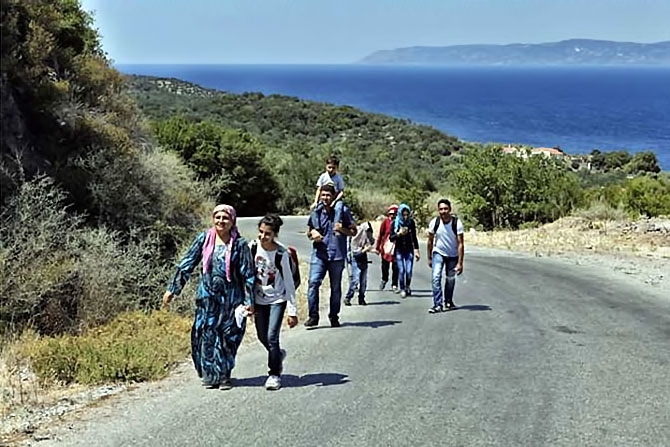 Fotoğraflarla hedefe ulaşan sığınmacıların sevinci galerisi resim 9