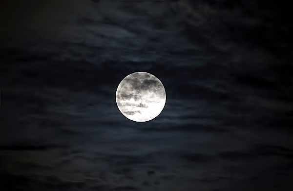 Reuters objektifinden ‘Süper Ay’ manzaraları galerisi resim 11