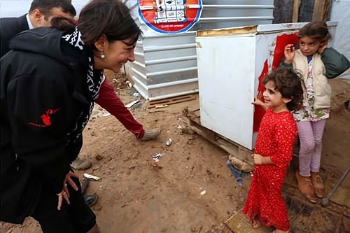 Paris Belediye Başkanı Hewler'de sığınmacı'larla galerisi resim 3