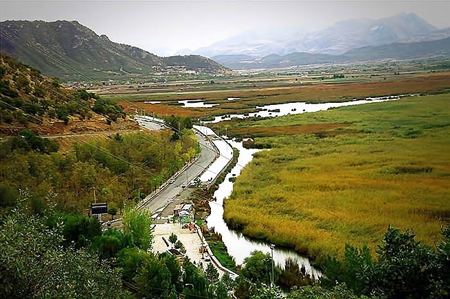 Rojhılat’ın Zırebar Gölü'nde sonbahar galerisi resim 2