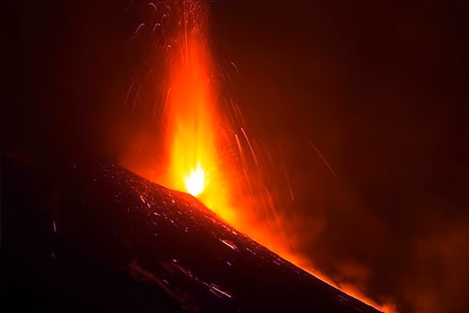 Sessizliğini bozan Etna'dan eşsiz görüntüler galerisi resim 8