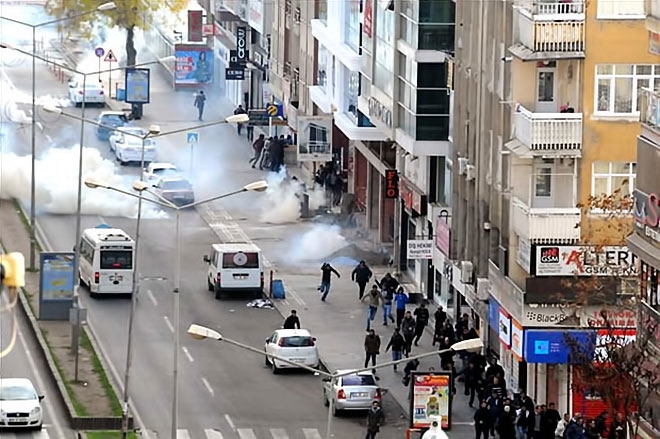 Diyarbakır’da 'Sur' protestosunda olaylar çıktı galerisi resim 12