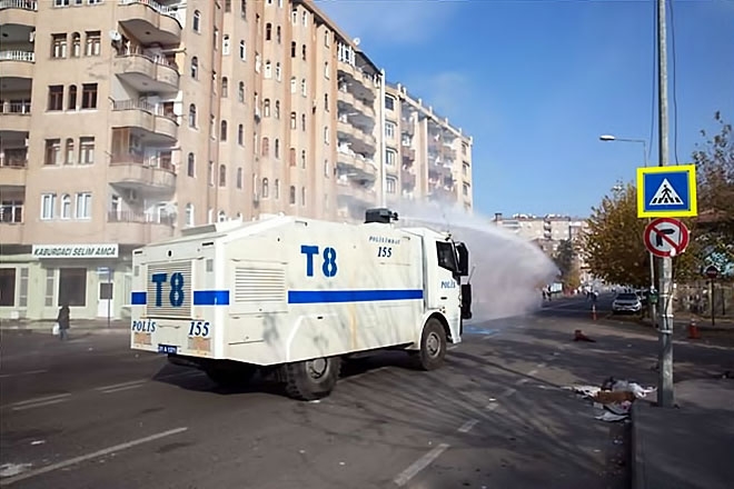 Diyarbakır’da 'Sur' protestosunda olaylar çıktı galerisi resim 27