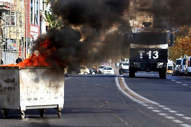 Diyarbakır’da 'Sur' protestosunda olaylar çıktı galerisi resim 31