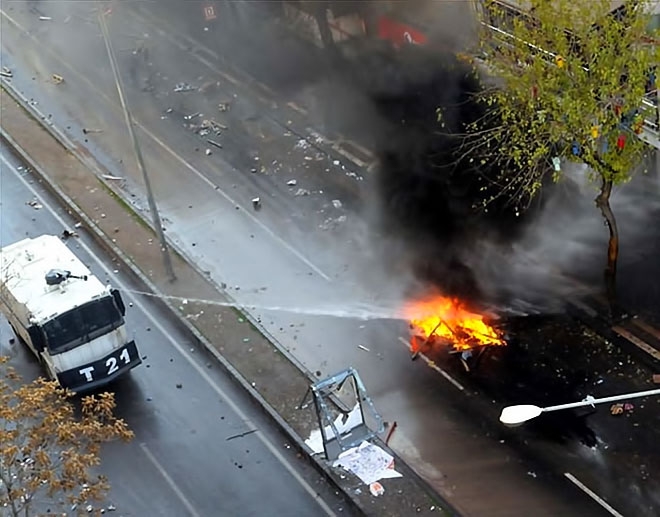 Diyarbakır’da 'Sur' protestosunda olaylar çıktı galerisi resim 44