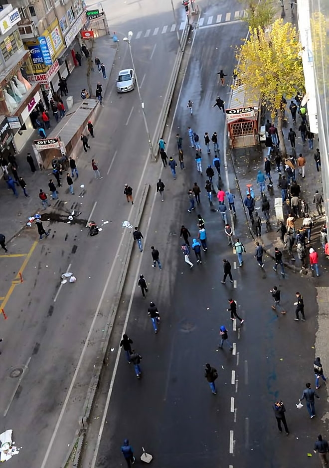 Diyarbakır’da 'Sur' protestosunda olaylar çıktı galerisi resim 54