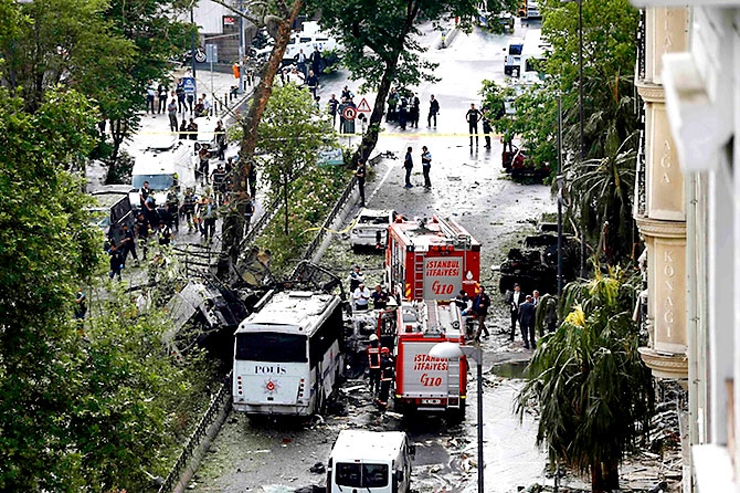 Fotoğraflarla: İstanbul Vezneciler'deki saldırı galerisi resim 14