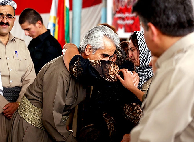 İran’la çatışmada hayatını kaybeden 6 KDP-İ Peşmergesi için taziye galerisi resim 22