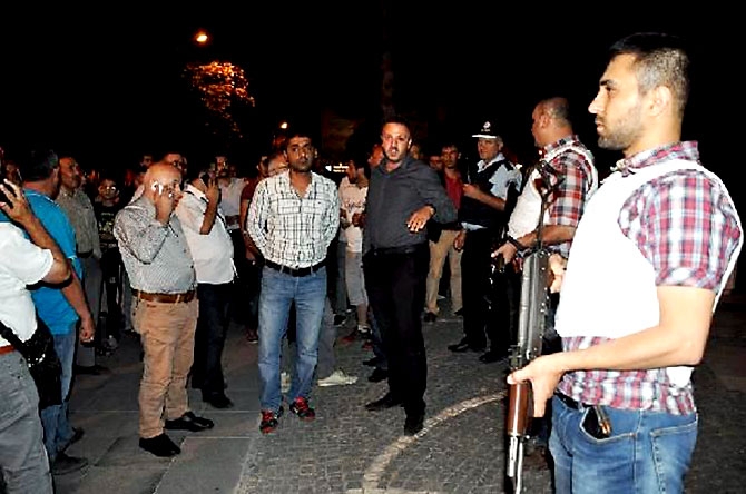 Türkiye'yi sarsan geceden fotoğraflar galerisi resim 36