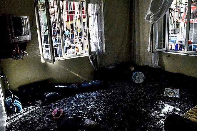 Antep'te bombalı saldırı: En az 50 kişi hayatını kaybetti galerisi resim 81