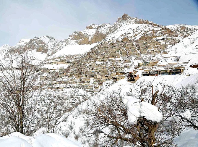 Hawraman Taht köyünde kar manzarası galerisi resim 5