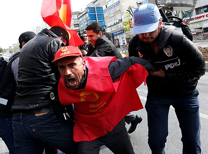 Reuters kareleriyle İstanbul’da 1 Mayıs galerisi resim 21