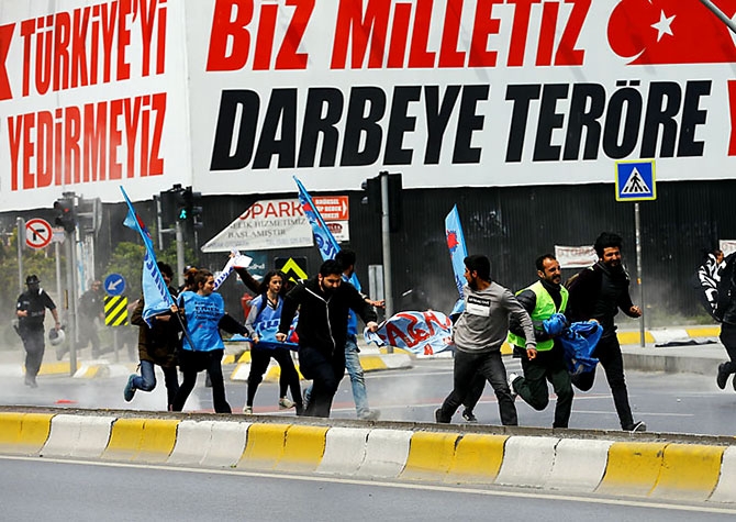 Reuters kareleriyle İstanbul’da 1 Mayıs galerisi resim 8