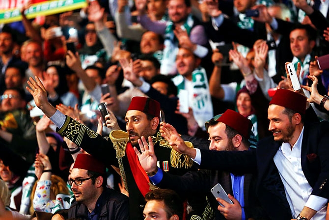 Reuters kareleriyle Erdoğan’ın ‘partiye dönüş’ kongresi galerisi resim 19