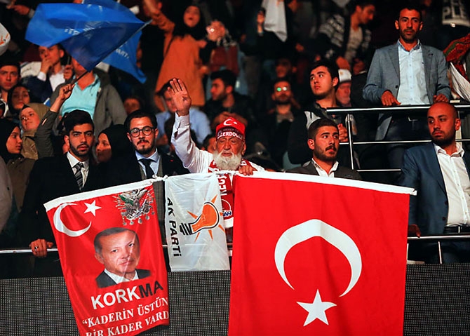 Reuters kareleriyle Erdoğan’ın ‘partiye dönüş’ kongresi galerisi resim 20