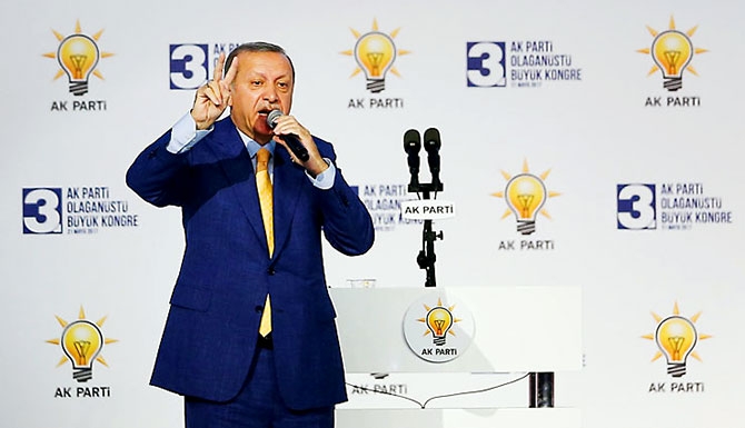 Reuters kareleriyle Erdoğan’ın ‘partiye dönüş’ kongresi galerisi resim 26
