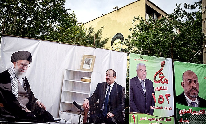 Irak Meclis adaylarının afişleri Tahran sokaklarında galerisi resim 13
