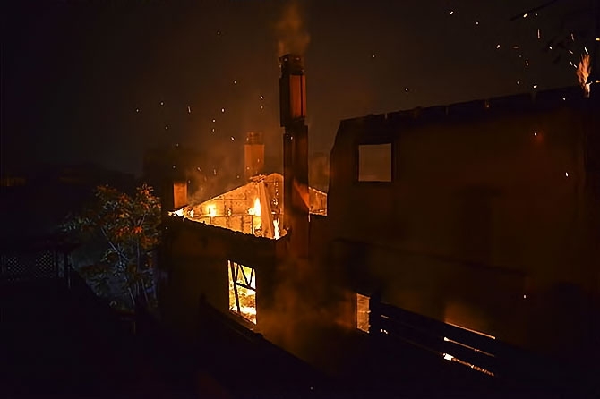 Yunanistan’daki felakette en az 76 kişi hayatını kaybetti galerisi resim 11