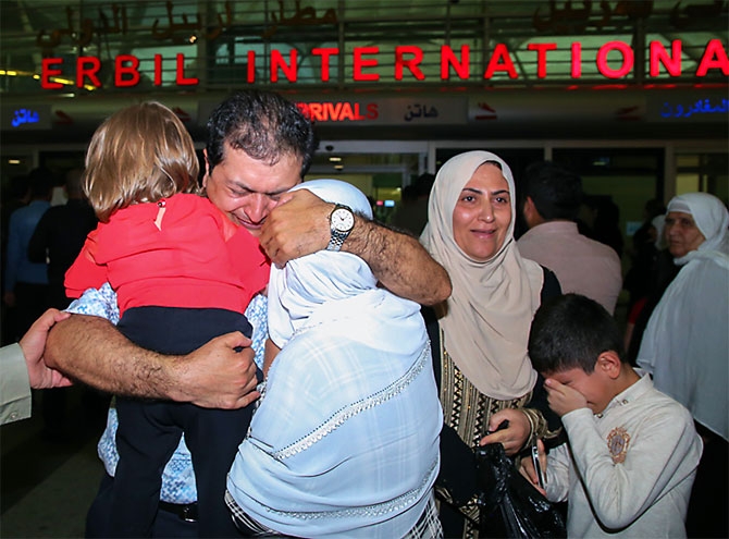 Fotoğraflarla Kürdistan’a dönen ilk hacı kafilesi galerisi resim 1