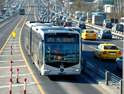 Metrobüs zammı durduruldu!