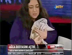 Abdi İpekçi'nin kanlı gömleği canlı yayında