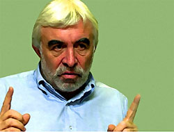 İlker Başbuğ ne yapmaya çalışıyor?