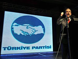 Ak Parti, Şener'e dava açıyor!