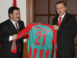 Erdoğan'dan Diyarbakırspor'a telgraf