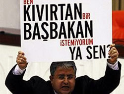 CHP'nin pankartı AK Partiyi çıldırttı