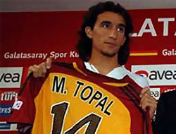 Mehmet Topal, Valencia ile anlaştı