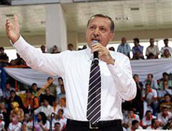 Erdoğan: "Atatürk kalksa, hepsini mezara gömer"