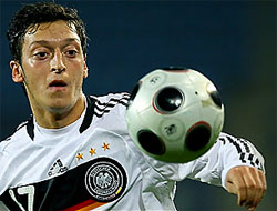 Mesut R.Madrid'e gidecek