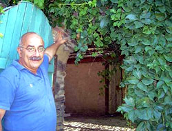 Nişanyan'ın 12 bağ evine yıkım kararı